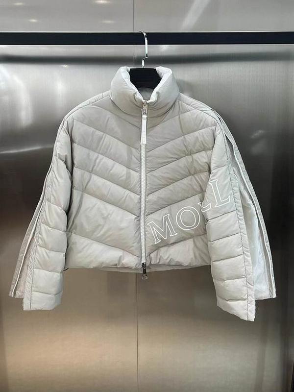 Moncler Women's Outwear 285